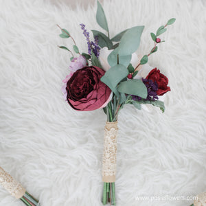 ช่อดอกไม้ประดิษฐ์สำหรับเพื่อนเจ้าสาว Mini Flower Bouquet - Last Kiss