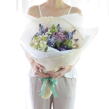 โหลดรูปภาพลงในเครื่องมือใช้ดูของ Gallery ช่อดอกไม้ประดิษฐ์แสดงความยินดี Congratulations Flower Bouquet - Wild Purple and Green
