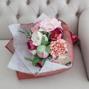 ช่อดอกไม้แสดงความยินดี ดอกไม้แสดงความยินดี - Fearless Congratulations Bouquet