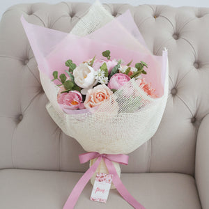 ช่อดอกไม้แสดงความยินดี ดอกไม้แสดงความยินดี - Our Song Congratulations Bouquet