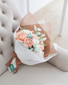 ช่อดอกไม้แสดงความยินดี ดอกไม้ประดิษฐ์ โทนสีแอพริคอต - Delicate Congratulations Bouquet