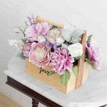 โหลดรูปภาพลงในเครื่องมือใช้ดูของ Gallery กระเช้าดอกไม้ประดิษฐ์ ดอกไม้แสดงความยินดี Vintage Flower Hamper - Lover
