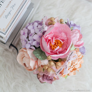 กล่องดอกไม้ของขวัญ ดอกไม้แสดงความยินดี Aromatic Gift Box - Purple Candy