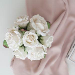 กระปุกดอกไมน้ำหอมของขวัญ Paper Tube Box - White Roses