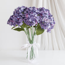 โหลดรูปภาพลงในเครื่องมือใช้ดูของ Gallery เซ็ตดอกไม้ประดับตกแต่งพร้อมแจกัน ดอกไฮเดรนเยีย - Purple Hydrangea Marseille Vase
