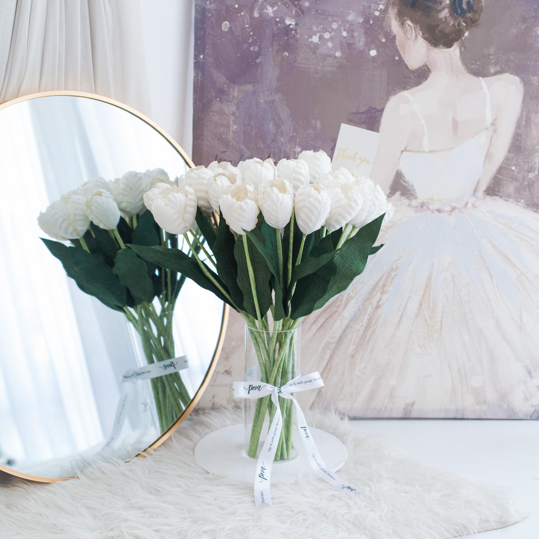 ดอกไม้แต่งบ้าน แจกันดอกไม้ประดิษฐ์ ดอกทิวลิปสีขาว - White Tulip Marseille Vase