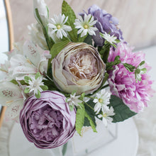 โหลดรูปภาพลงในเครื่องมือใช้ดูของ Gallery ดอกไม้ตกแต่งบ้านพร้อมแจกันทรงเหลี่ยม โทนสีม่วง - Sweet Rapunzel Paris Vase
