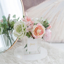 โหลดรูปภาพลงในเครื่องมือใช้ดูของ Gallery แจกันดอกไม้ประดิษฐ์ กล่องดอกไม้ตกแต่งบ้าน - Pink Blush Paris Vase
