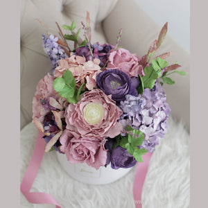 กล่องดอกไม้แสดงความยินดีขนาดใหญ่ Wonder Gift Box - Vintage Violet