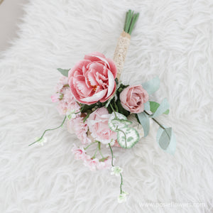 ช่อดอกไม้ประดิษฐ์สำหรับเพื่อนเจ้าสาว Mini Flower Bouquet - Lover