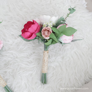 ช่อดอกไม้ประดิษฐ์สำหรับเพื่อนเจ้าสาว Mini Flower Bouquet - Fearless