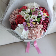 โหลดรูปภาพลงในเครื่องมือใช้ดูของ Gallery ช่อดอกไม้ประดิษฐ์แสดงความยินดี Congratulations Flower Bouquet - Red Berry
