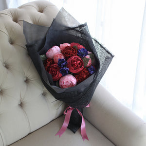 ช่อดอกไม้ประดิษฐ์แสดงความยินดี Congratulations Flower Bouquet - Red Pink Peony