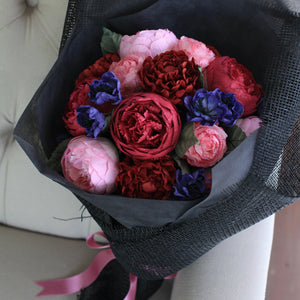 ช่อดอกไม้ประดิษฐ์แสดงความยินดี Congratulations Flower Bouquet - Red Pink Peony