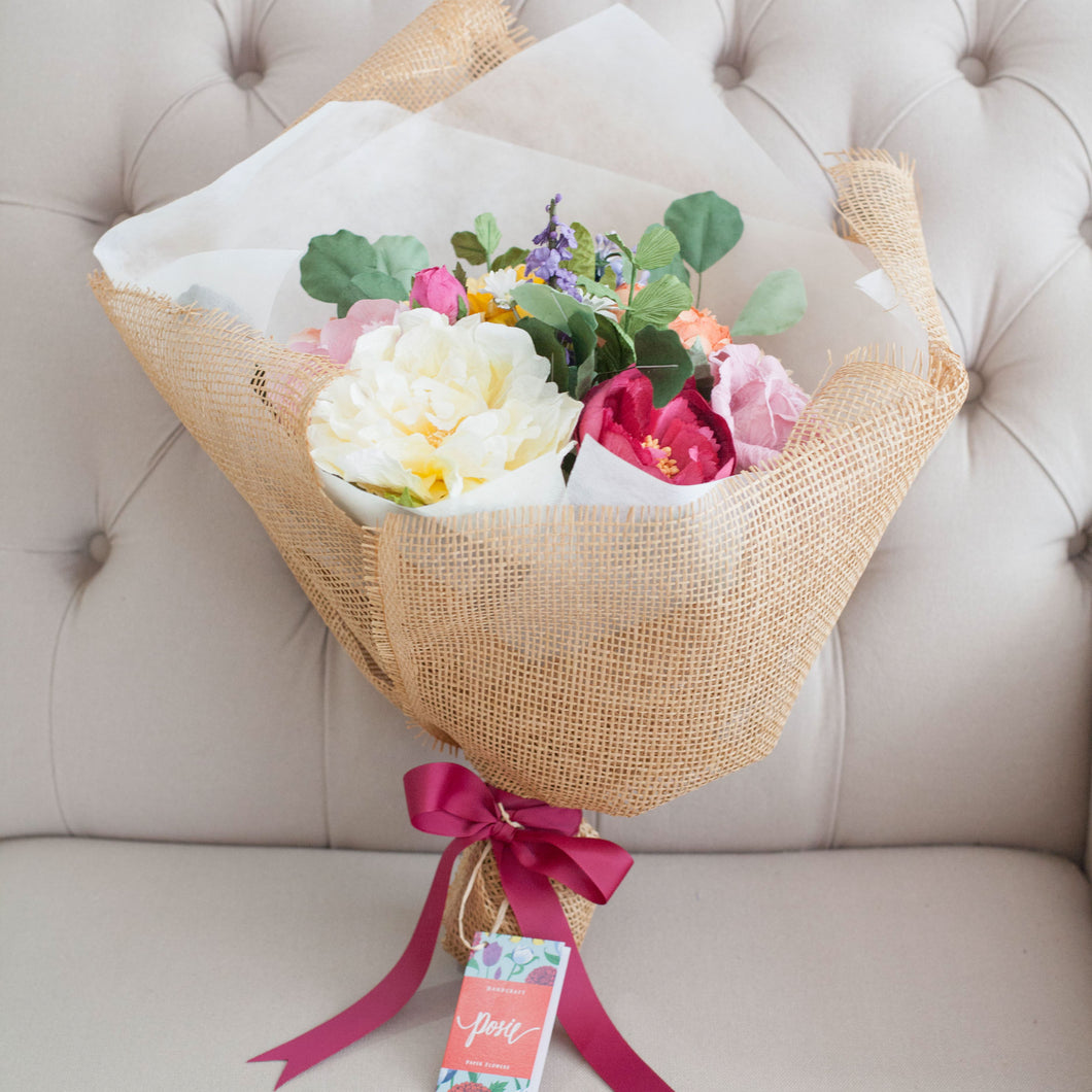 ช่อดอกไม้แสดงความยินดี ดอกไม้แสดงความยินดี - Tresurous Congratulations Bouquet