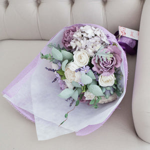 ช่อดอกไม้แสดงความยินดี ดอกไม้แสดงความยินดี - Sweet Rapunzel Congratulations Bouquet