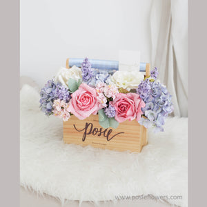 กระเช้าดอกไม้ประดิษฐ์ ดอกไม้แสดงความยินดี Vintage Flower Hamper - Light Pink&Blue
