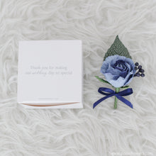 โหลดรูปภาพลงในเครื่องมือใช้ดูของ Gallery เข็มกลัดดอกไม้สำหรับงานเลี้ยงงานแต่งงาน Handmade Paper Corsage - Navy Blue

