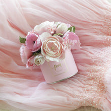 โหลดรูปภาพลงในเครื่องมือใช้ดูของ Gallery กระปุกดอกไม้น้ำหอมของขวัญขนาดใหญ่ Aromatic Gift Box - Delightful
