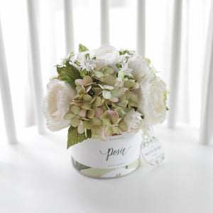 กระปุกดอกไม้น้ำหอมของขวัญขนาดกลาง Aromatic Gift Box - White Cream