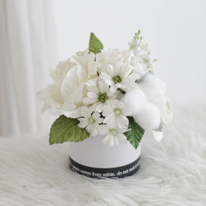 กระปุกดอกไม้น้ำหอมของขวัญขนาดกลาง Aromatic Gift Box - Cool Grey