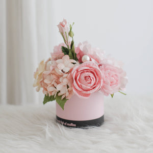 กระปุกดอกไม้น้ำหอมของขวัญขนาดกลาง Aromatic Gift Box - Candy Pink