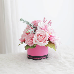 กระปุกดอกไม้น้ำหอมของขวัญขนาดกลาง Aromatic Gift Box - Fuchsia Pink