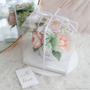 กล่องดอกไม้ของขวัญ ดอกไม้แสดงความยินดี Aromatic Gift Box - Light Peach