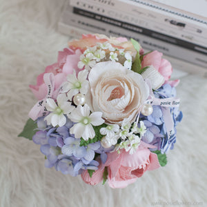 กล่องดอกไม้ของขวัญ ดอกไม้แสดงความยินดี Aromatic Gift Box - Pastel Pink & Blue