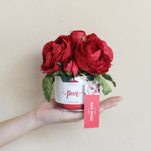 โหลดรูปภาพลงในเครื่องมือใช้ดูของ Gallery กระปุกดอกไม้น้ำหอมของขวัญขนาดเล็ก Aromatic Gift Box - Red Rose
