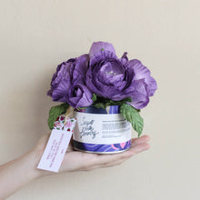 โหลดรูปภาพลงในเครื่องมือใช้ดูของ Gallery กระปุกดอกไม้น้ำหอมของขวัญขนาดเล็ก Aromatic Gift Box - Dark Purple Rose
