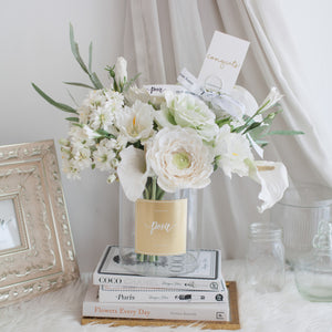 ดอกไม้แต่งบ้าน แจกันดอกไม้ประดิษฐ์ โทนสีขาว - Snow White Hampton Flower Vase