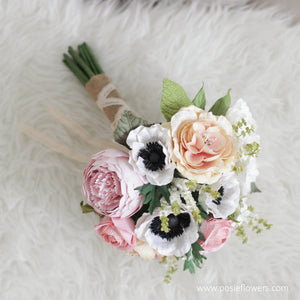 ช่อเจ้าสาวดอกไม้ประดิษฐ์ Medium Bridal Bouquet - Garden Peony Anemone