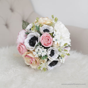 ช่อเจ้าสาวดอกไม้ประดิษฐ์ Medium Bridal Bouquet - Garden Peony Anemone