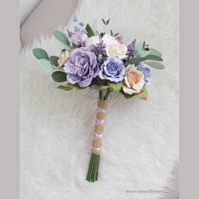 โหลดรูปภาพลงในเครื่องมือใช้ดูของ Gallery ช่อเจ้าสาวดอกไม้ประดิษฐ์ Medium Bridal Bouquet - Wild Purple and Blue
