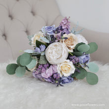 โหลดรูปภาพลงในเครื่องมือใช้ดูของ Gallery ช่อเจ้าสาวดอกไม้ประดิษฐ์ Medium Bridal Bouquet - Wild Purple and Blue
