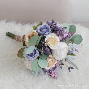 ช่อเจ้าสาวดอกไม้ประดิษฐ์ Medium Bridal Bouquet - Wild Purple and Blue
