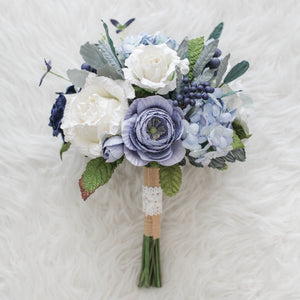 ช่อเจ้าสาวดอกไม้ประดิษฐ์ Medium Bridal Bouquet - Prince Charming