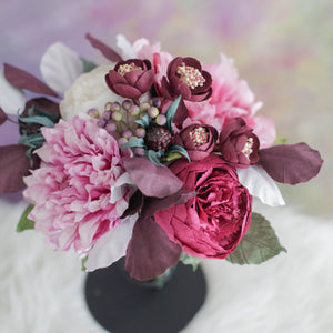 ช่อเจ้าสาวดอกไม้ประดิษฐ์ Medium Bridal Bouquet - Maleficent