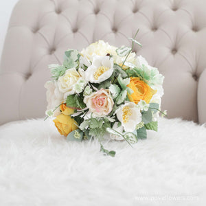 ช่อเจ้าสาวดอกไม้ประดิษฐ์ Medium Bridal Bouquet - After Glow