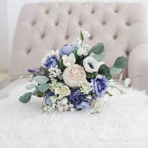 ช่อเจ้าสาวดอกไม้ประดิษฐ์ Medium Bridal Bouquet - Starlight