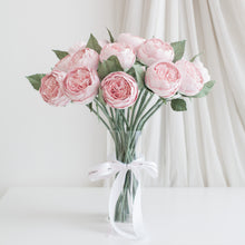 โหลดรูปภาพลงในเครื่องมือใช้ดูของ Gallery เซ็ตดอกไม้ประดับตกแต่งพร้อมแจกัน ดอกพีโอนี่ - Pink Peony Marseille Vase
