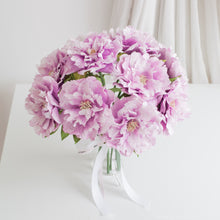 โหลดรูปภาพลงในเครื่องมือใช้ดูของ Gallery เซ็ตดอกไม้ประดับตกแต่งพร้อมแจกัน ดอกพีโอนี่บาน - Purple Peony Bloom Marseille Vase
