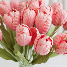 โหลดรูปภาพลงในเครื่องมือใช้ดูของ Gallery เซ็ตดอกไม้ประดับตกแต่งพร้อมแจกัน ดอกทิวลิป - Pink Tulip Marseille Vase
