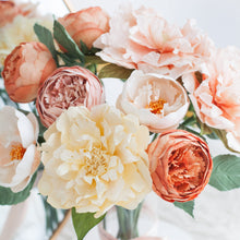 โหลดรูปภาพลงในเครื่องมือใช้ดูของ Gallery แจกันดอกไม้ประดิษฐ์ ดอกไม้ตกแต่งบ้าน แจกันดอกไม้ทรงสูง - Mix Peach Peony
