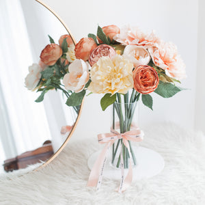 ดอกไม้แต่งบ้าน แจกันดอกไม้ประดิษฐ์ ดอกพีโอนี่โทนสีพีช - Mix Peach Peony Marseille Vase