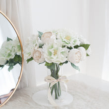 โหลดรูปภาพลงในเครื่องมือใช้ดูของ Gallery แจกันดอกไม้ประดิษฐ์ ดอกไม้ตกแต่งบ้าน แจกันดอกไม้ทรงสูง - Mix White Peony
