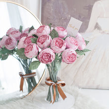 โหลดรูปภาพลงในเครื่องมือใช้ดูของ Gallery ดอกไม้แต่งบ้าน แจกันดอกไม้ประดิษฐ์ ดอกพีโอนี่กลม - Pink Peony Marseille Vase
