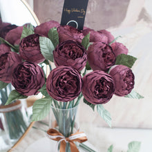 โหลดรูปภาพลงในเครื่องมือใช้ดูของ Gallery ดอกไม้แต่งบ้าน แจกันดอกไม้ประดิษฐ์ ดอกพีโอนี่กลม - Dark Purple Peony Marseille Vase
