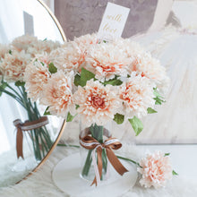 โหลดรูปภาพลงในเครื่องมือใช้ดูของ Gallery ดอกไม้แต่งบ้าน แจกันดอกไม้ประดิษฐ์ ดอกดาเลีย - Coral White Dahlia Marseille Vase
